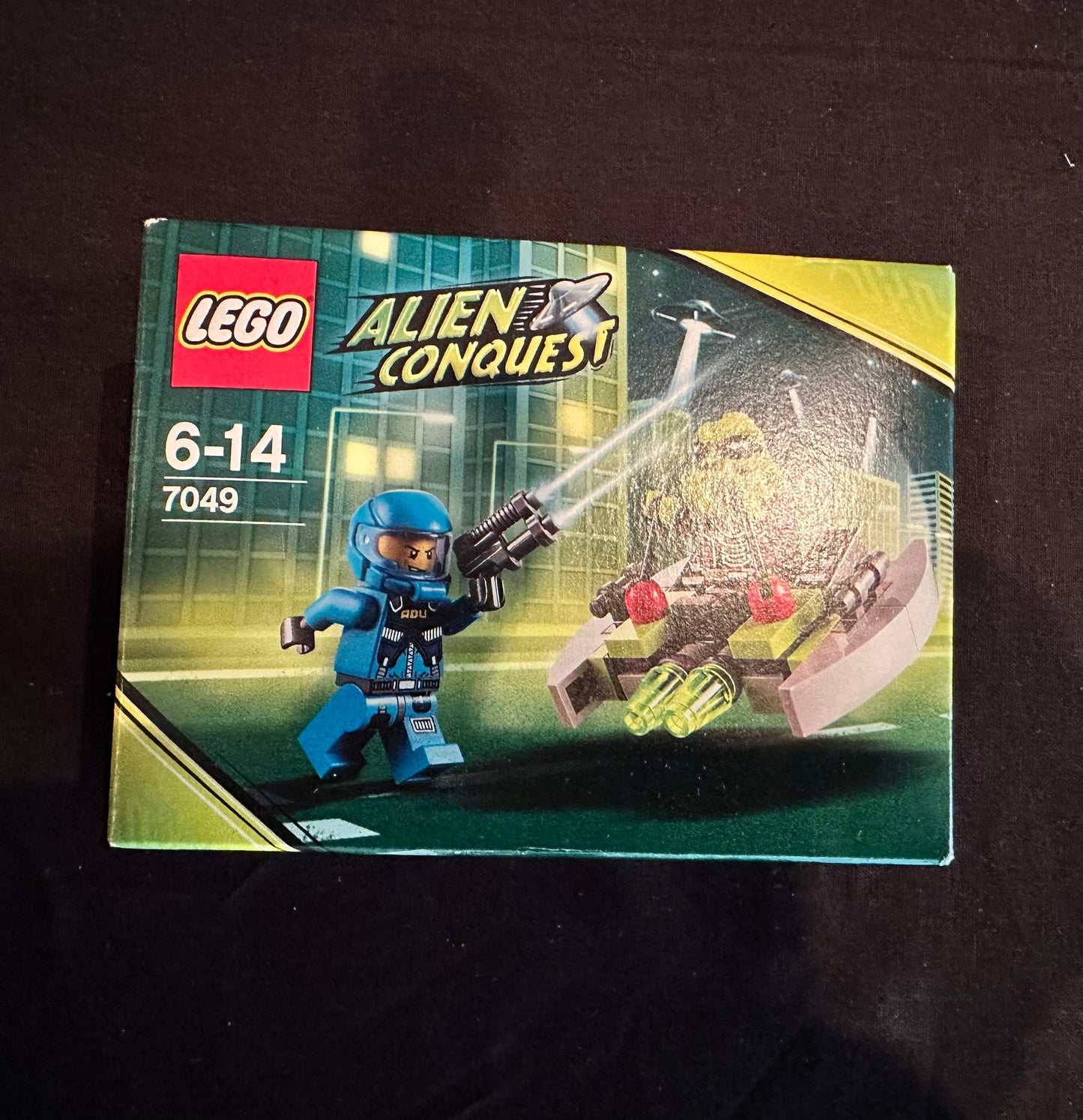 Lego Alien Conquest 7049