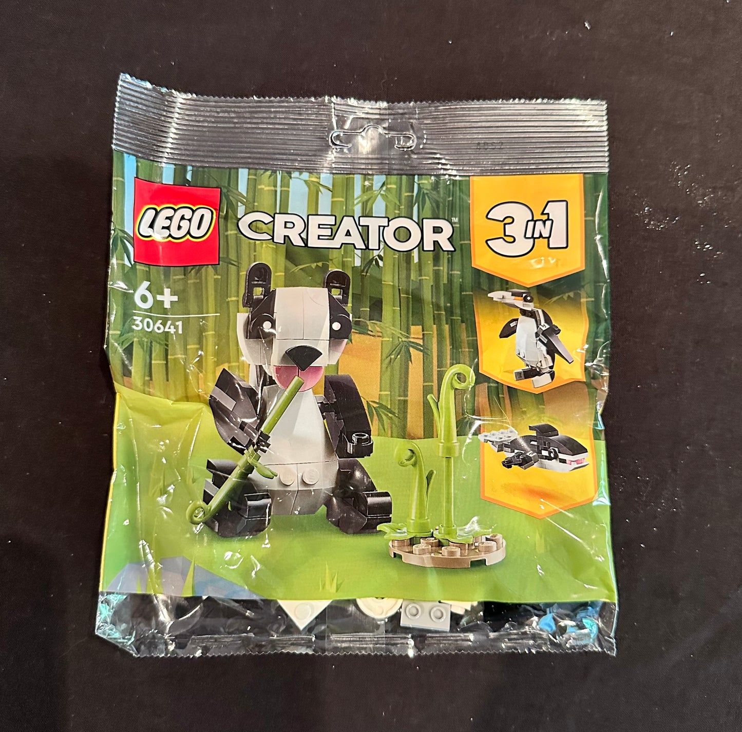 LEGO CREATOR: Panda Bear (30641)